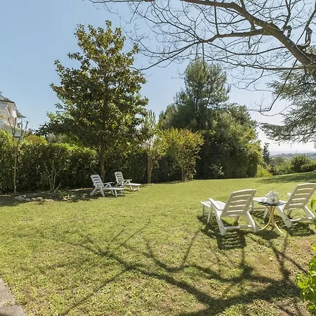 46 - Splendida Singola Al Taunus Con Vista Mare, Ampio Giardino, Inclusa Nel Prezzo Villa *