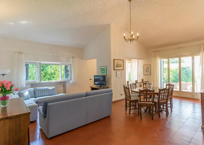 Villa 46 - Splendida Singola Al Taunus Con Vista Mare E Ampio Giardino - Inclusa