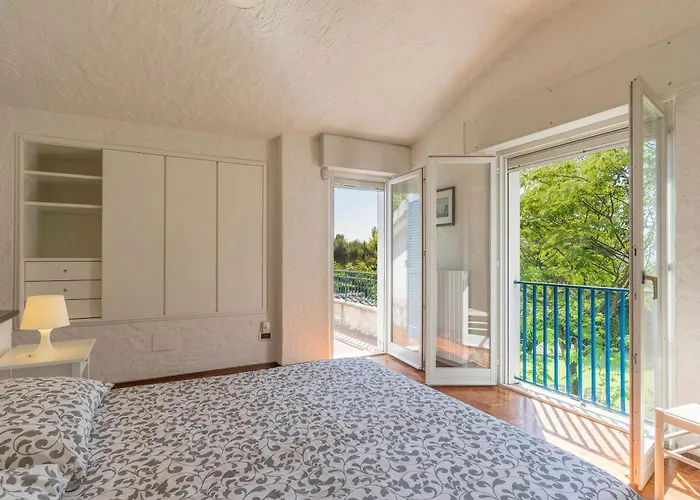 Villa 46 - Splendida Singola Al Taunus Con Vista Mare E Ampio Giardino - Inclusa *